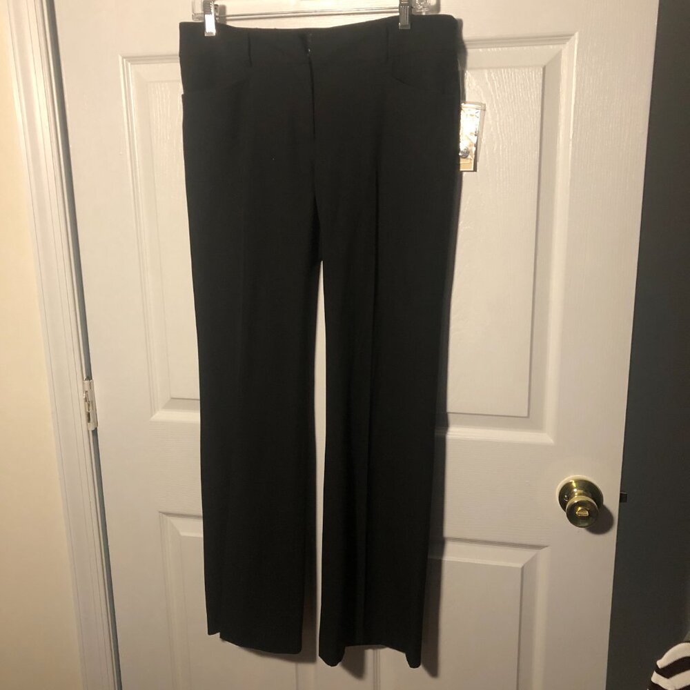 Michael Kors Gramercy Fit Dress Pants, Black straight leg dress pants. 8S - NWT